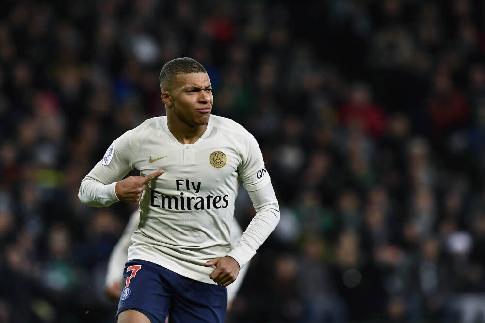 “兜售”奖项破坏教育生态 别让国家级赛事成“付费通关”游戏丨新闻两点论